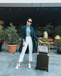 Camila coelho airport style, street fashion, camila coelho: White Outfit,  Camila Coelho,  Street Style,  Airport Outfit Ideas  