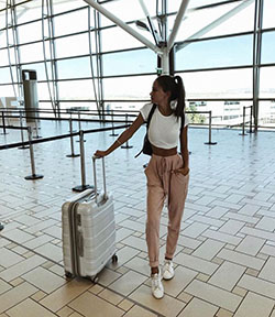 Outfit ideas cute travel outfits, travel photography, adventure travel: Travel photography,  Airport Outfit Ideas  