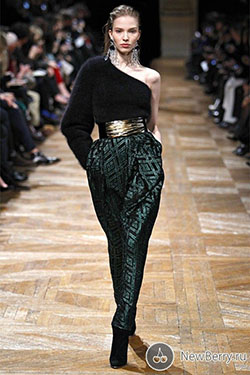 Attire Balmain, : Fashion show,  fashion model,  Haute couture,  Paris Fashion Week,  Ready To Wear,  One Shoulder Top  