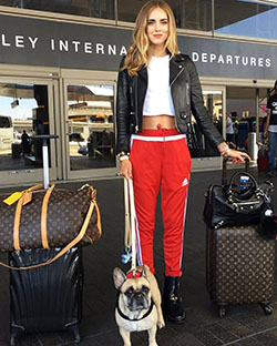 Chiara ferragni airport style milan fashion week, chiara ferragni: fashion blogger,  Red Carpet Dresses,  T-Shirt Outfit,  Chiara Ferragni,  Street Style,  Milan Fashion Week,  Airport Outfit Ideas  