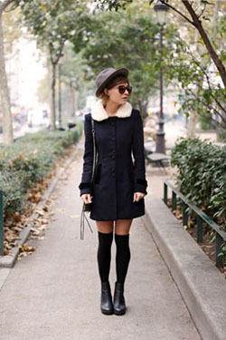 Colour outfit ideas 2020 wear overknee socks thigh high boots, street fashion: Black Outfit,  Knee highs,  Street Style,  Thigh High Socks  