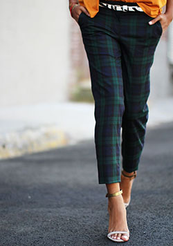 Womens green and blue plaid pants: Street Style,  Plaid Outfits,  Checked Trousers  