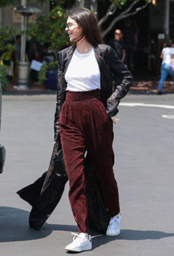 Instagram fashion kendall jenner corduroy, kendall jenner, street fashion, fred segal: Kendall Jenner,  Street Style,  Corduroy Pant Outfits  