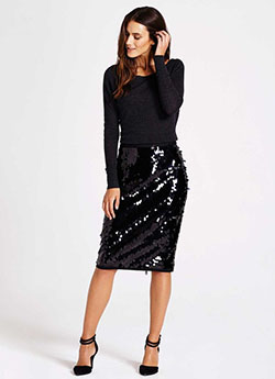 Black sequin skirt outfit, fashion model, sequin skirt, pencil skirt, casual wear, t shirt: Pencil skirt,  fashion model,  T-Shirt Outfit,  Black Outfit,  Sequin Skirts,  Sequin Outfits  