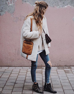 Look femme bottine basse, winter clothing, street fashion: winter outfits,  Street Style,  Brown Outfit  