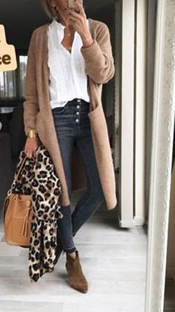 Brown colour dress with business casual: winter outfits,  Business casual,  Top Outfits,  Street Style,  Brown Outfit,  Cardigan Outfits 2020  