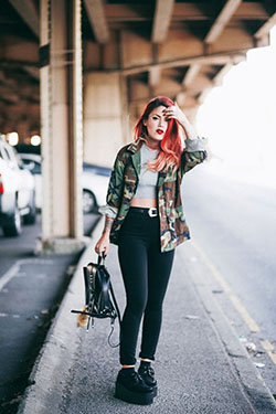 Green colour outfit, you must try with trousers, jacket, blazer: T-Shirt Outfit,  green outfit,  Street Style,  Creepers Outfits  