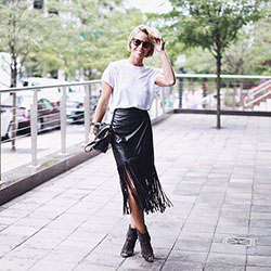 Midi dress and booties, street fashion, pencil skirt, polo neck, t shirt: Polo neck,  Pencil skirt,  T-Shirt Outfit,  Street Style,  Fringe Skirts  