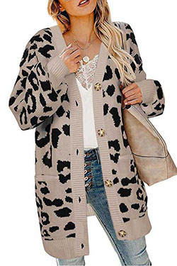 Beige and white trendy clothing ideas with animal print, trench coat, overcoat: Animal print,  Trench coat,  T-Shirt Outfit,  Beige And White Outfit,  Cardigan Outfits 2020,  Wool Coat  