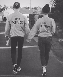 Queen and king boyfriend black and white, t shirt: T-Shirt Outfit,  White Outfit,  Matching Couple Outfits,  Black And White  