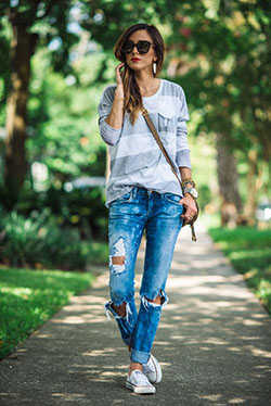 White trendy clothing ideas with trousers, shorts, denim: Casual Outfits,  White Outfit,  Street Style  