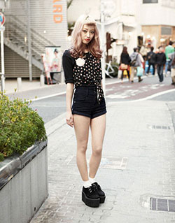 Shorts street style japan japanese street fashion, black and white: Polka dot,  Street Style,  Black And White Outfit,  Black And White,  Japanese Street Fashion,  Creepers Outfits  