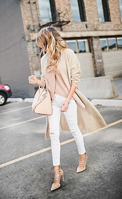 White and pink colour outfit, you must try with jeans, coat: Street Style,  White And Pink Outfit,  High Heeled Shoe,  Cardigan Outfits 2020  