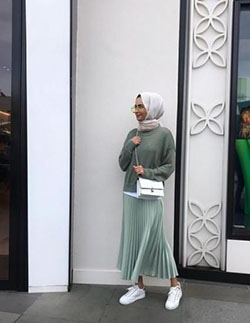 Dresses ideas betül gedik, islamic fashion, modest fashion, street fashion, casual wear: Islamic fashion,  Fashion week,  Street Style,  Hijab  