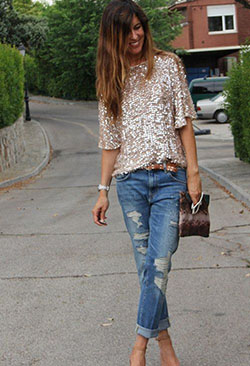 Sequins top with jeans, street fashion, casual wear, t shirt: T-Shirt Outfit,  Sequin Dresses,  Street Style,  Brown Outfit  
