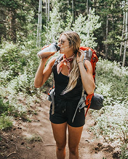 Beautiful clothing ideas with shorts: Hiking Outfits  