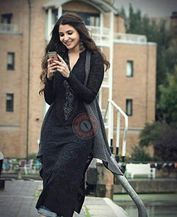 Ae dil hai mushkil alizeh outfits: fashion model,  Anushka Sharma,  Formal wear,  Street Style,  Jeans & Kurti Combination,  Clothing Ideas  