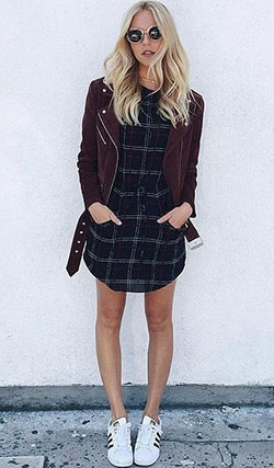 Checked shirt dress outfits, fashion model, casual wear, t shirt: fashion model,  T-Shirt Outfit,  Black Outfit,  Plaid Outfits  