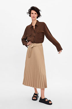 Zara pleated skirt with belt: fashion model,  Skirt Outfits,  Khaki And Beige Outfit,  Pleated Skirt  