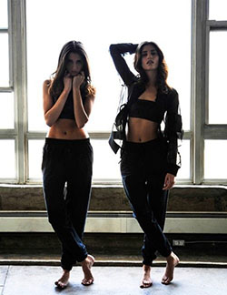 Black colour ideas with sportswear, leggings: Black Outfit,  Comfy Outfits,  Sports Pants  