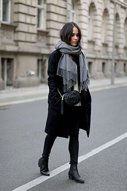 Outfit style classic winter look, vintage clothing, winter clothing, street fashion, casual wear: winter outfits,  Vintage clothing,  Black Outfit,  Boot Outfits,  Street Style  