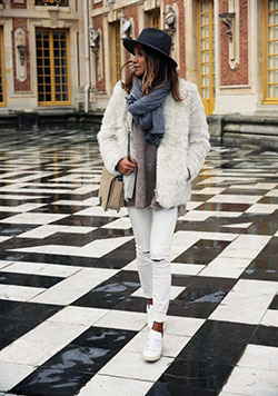 The Most Popular Winter Street Styles To Try Right Now | Summer Outfit Ideas 2020: Outfit Ideas,  summer outfits,  winter outfits,  Street Style,  Stylevore  