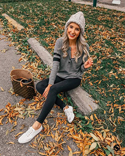 Black Jeans With Grey Top And White Sneakers Outfit | Summer Outfit Ideas 2022: Outfit Ideas,  summer outfits  