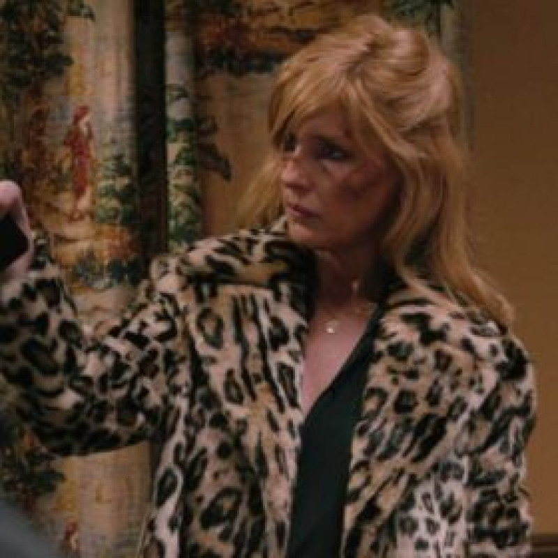 Beth Dutton Yellowstone S02 Leopard Print Fur Trench Coat: 