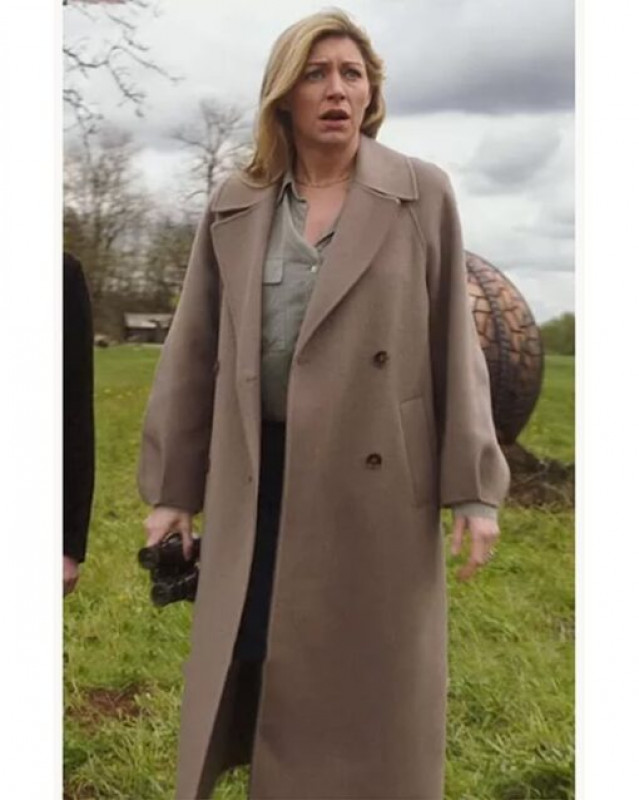 DCs Legends Of Tomorrow S06 Ava Sharpe Oversized Coat: 