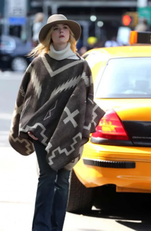 A Rainy Day In New York Elle Fanning Poncho Coat: 