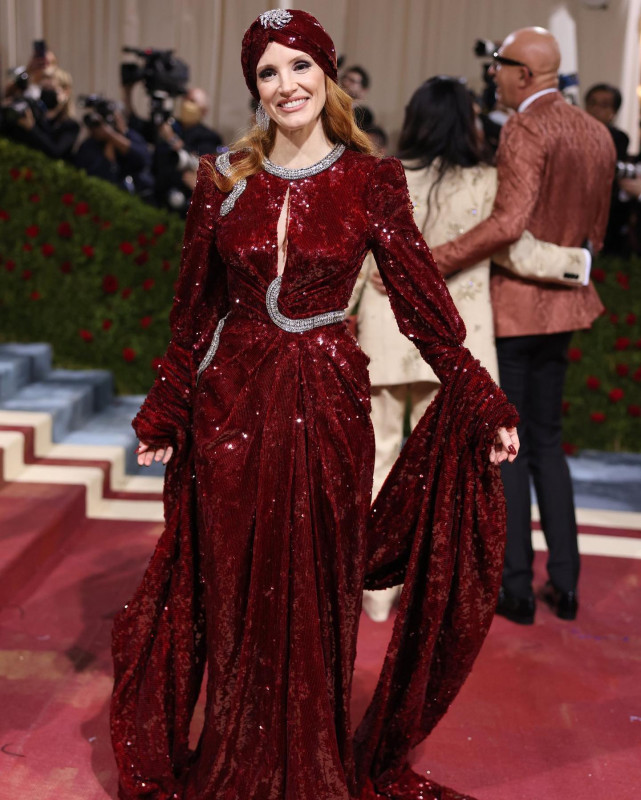 Jessica Chastain at the Met gala 2022: 