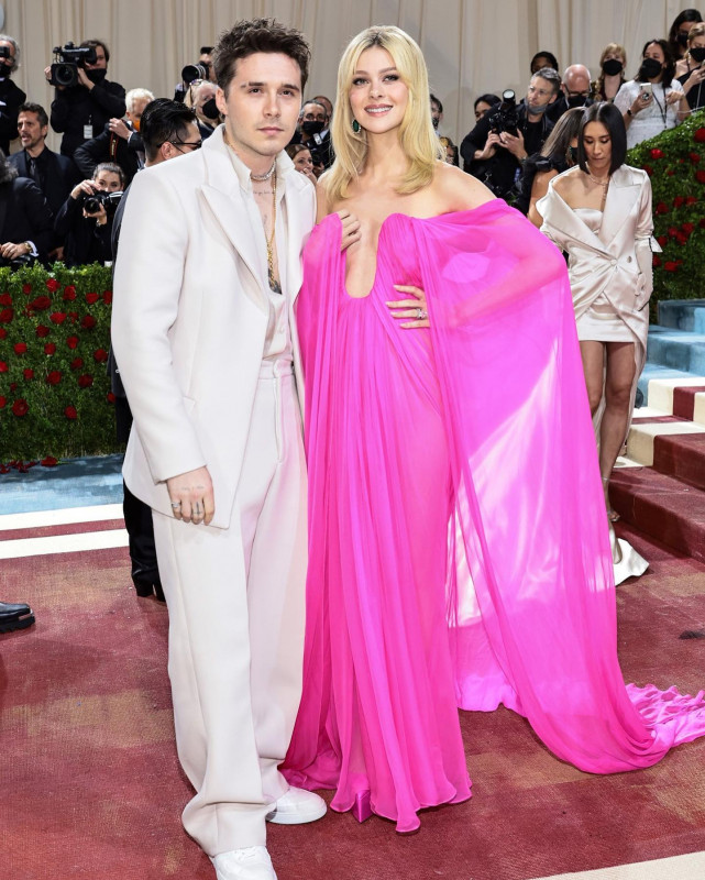 Brooklyn and Nicola Peltz Beckham At the Met gala 2022: 