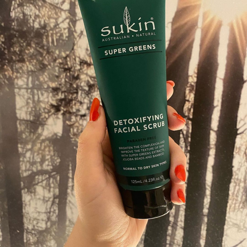 Say Hello to Natural Exfoliation with Detoxifying Facial Scrub from Sukin Naturals: 