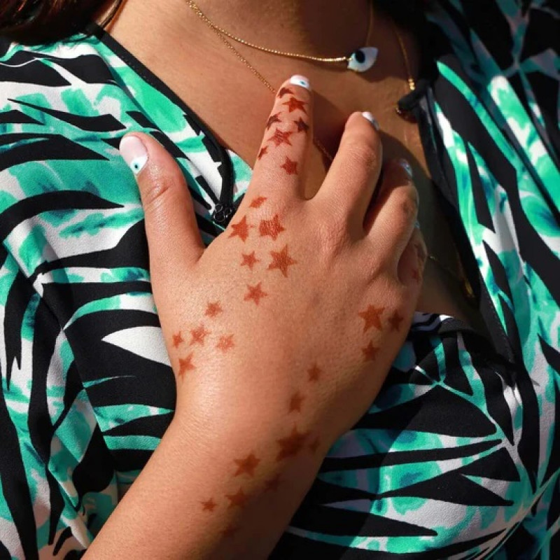 Stellar Henna Tattoo Stencil: 