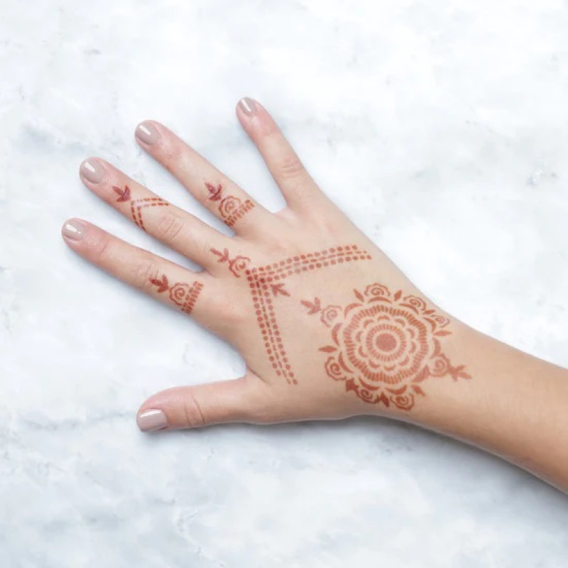 Camellia Henna Tattoo Stencil: 