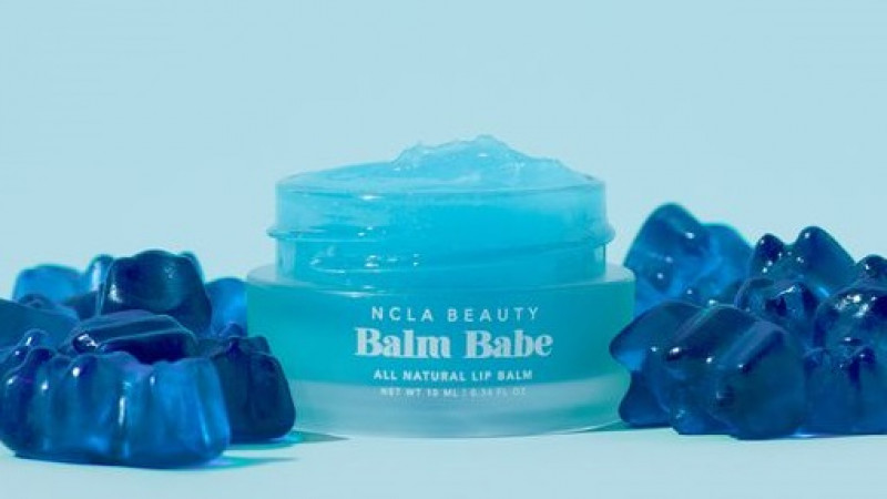 Reinvigorate Your Lips for the Holidays with a Lip Scrubber From NCLA Beauty: 