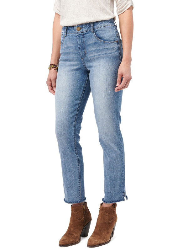 Elevate Your Style with Democracy Clothing’s Selection of Boot Jeans Women Love: 