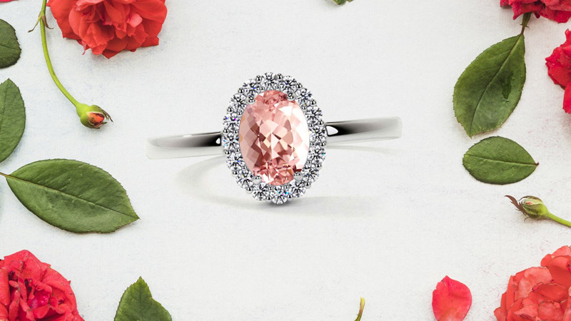 Peach Morganite Rings: The Timeless Gift for Her: 