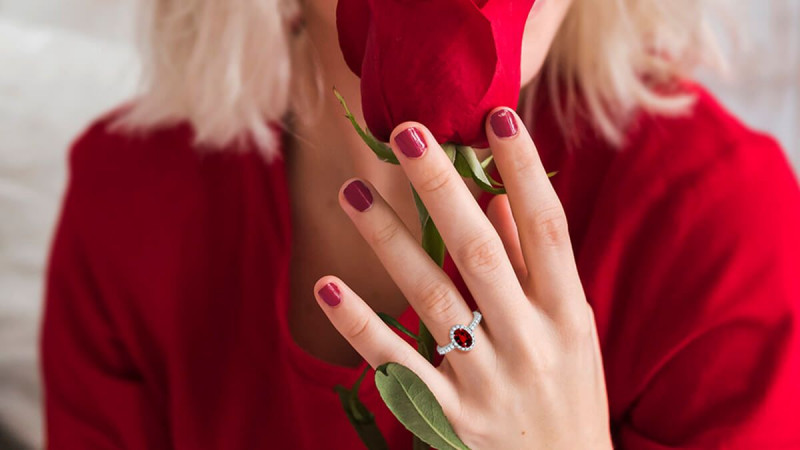 The Best Ways to Make Your Voice Heard: Proposing with a Ruby Ring: 