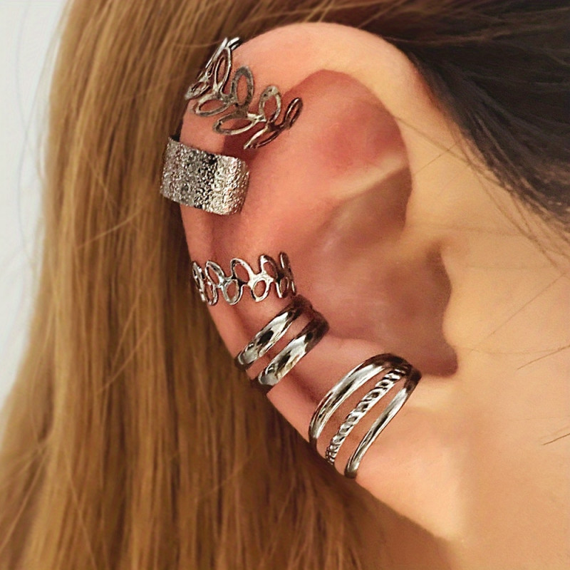 Gorgeous 5-Piece Gold Leaf Ear Clips: 
