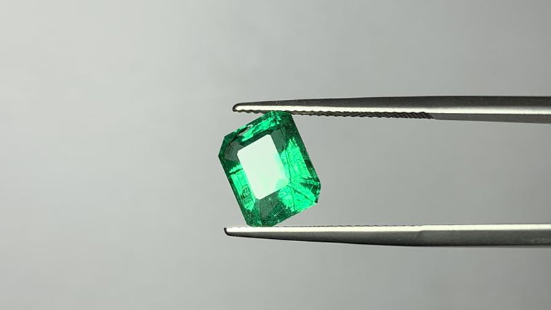 8 Things you never knew about emeralds: 