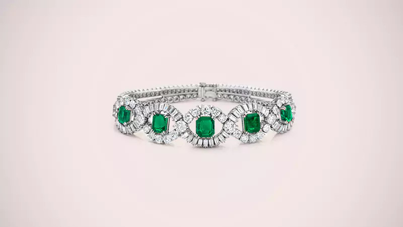 Emerald Bracelet: An Everlasting Jewelry Style: 