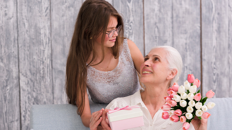 The Perfect Way to Show Your Love: Tanzanite Jewelry for Mom: 