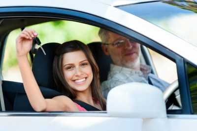 automatic driving lessons: 
