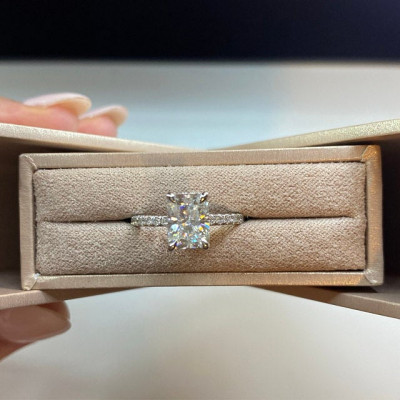 Lab Created Diamond Rings:  Beauty like never before: 