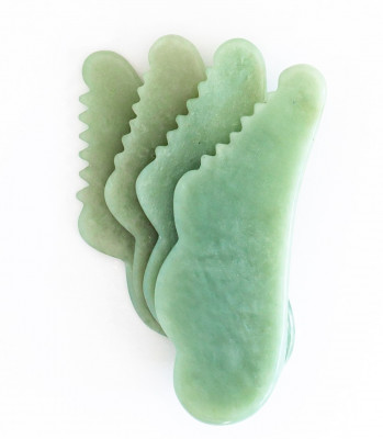 Primally Pure's Jade Gua Sha Stone Is Made to Help Rejuvenate Your Complexion: 