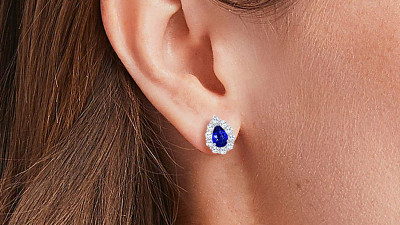 Find The Perfect Gift: Blue Sapphire Stud Earrings: 