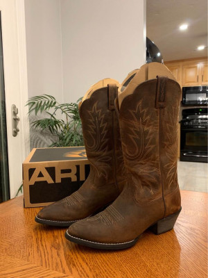 Womens Western Boots: 