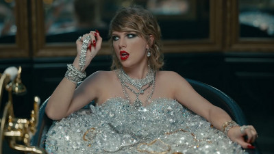 Taylor Swift Necklace ,Bracelets and Jewelry: 