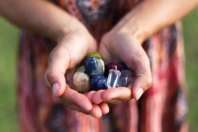 Insights into a Leading Women's Wholesale Gemstone Jewelry Manufacturer: 
